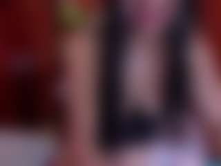 Live cam show with Laura Hills - Living Room on Gym Cam Girls