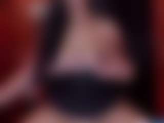 Laura Hills's Live Sex Cam Show