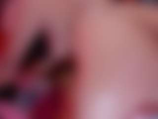 Live cam show with Laura Hills - Smoking on https://playwithruby.com