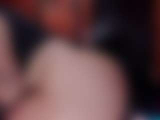 Laura Hills's Live Sex Cam Show