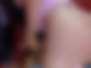 Live cam show with Laura Hills - Role Play MILF on nudelive.tv