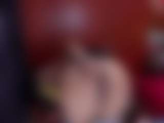 Laura Hills's Live Sex Cam Show