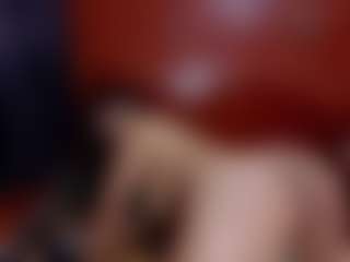 Laura Hills's Live Sex Cam Show