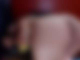 Laura Hills's Live Sex Cam Show