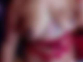 Laura Hills's Live Sex Cam Show