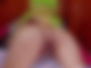 Laura Hills's Live Sex Cam Show