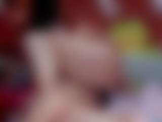 Laura Hills's Live Sex Cam Show