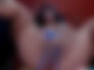Laura Hills's Live Sex Cam Show