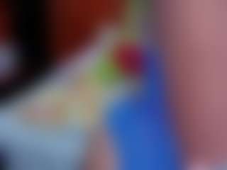 Laura Hills's Live Sex Cam Show