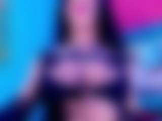 Live cam show with LunitaBitch big cock - Muscular on Camsoda