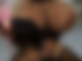 Miacoluxy's Live Sex Cam Show