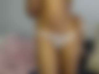 Live cam show with AsianBaddie - Asian on xDating