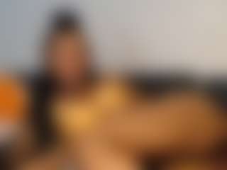 Live cam show with AsianBaddie - Bedroom on milfzrlive.com