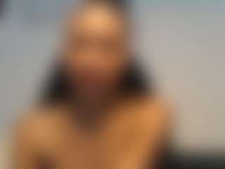 Live cam show with AsianBaddie - Petite on Hubzter Live
