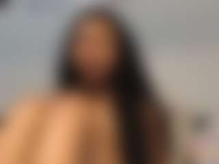 Live-Cam-Show mit AsianBaddie - Cuck auf Camsoda