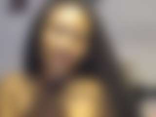 Live cam show with AsianBaddie - Latina Petite on CamClone