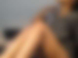Live cam show with AsianBaddie - Bedroom Ebony on Camming Site