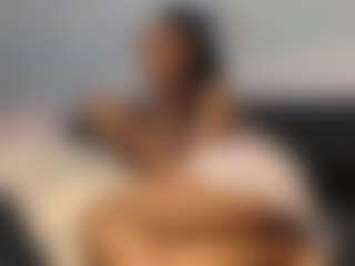 Live cam show with AsianBaddie - Bedroom Latina on Fit Hotties