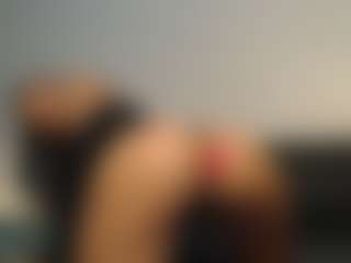 AsianBaddie's Live Sex Cam Show