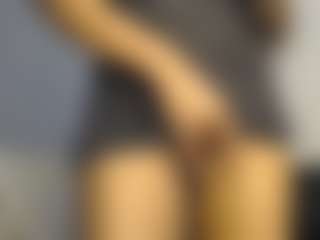 AsianBaddie's Live Sex Cam Show