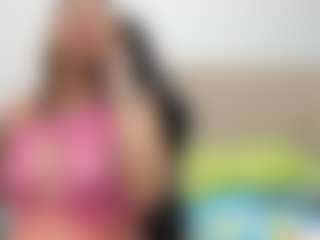 Live cam show with Chloemiller89 - Mature on UwU Esports