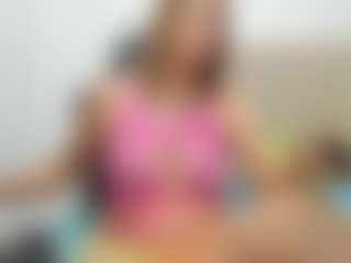 Live cam show with Chloemiller89 - Mature on Camversity