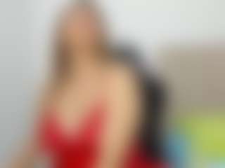 Chloemiller89 MILF webcam performer live streaming