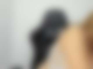 Live cam show with Chloemiller89 - Mature on luckytryst.com