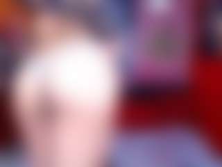 Live cam show with ClarinePein - Brown Eyes on Uber Horny