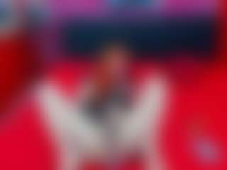 Live cam show with ClarinePein - Brown Eyes on SquirtSoMuch