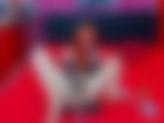 Live cam show with ClarinePein - Brown Eyes on parknlotfishbdy