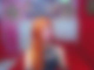 Live cam show with ClarinePein - Black Hair on Camming Site
