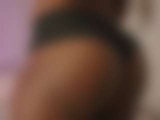 Live cam show with IrisAllen - Big Ass on SinfulBabes