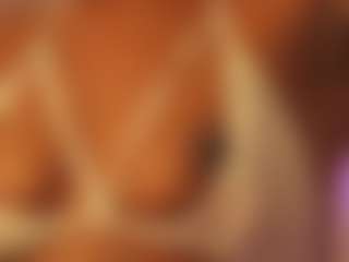 IrisAllen's Live Sex Cam Show