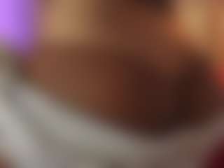 IrisAllen's Live Sex Cam Show