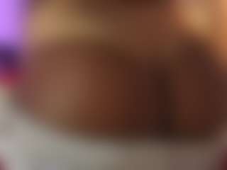 IrisAllen's Live Sex Cam Show