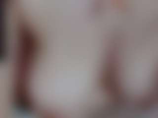 Esmeralda's Live Sex Cam Show