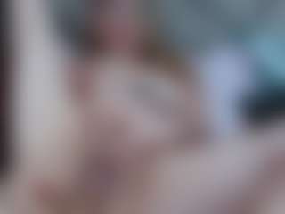 Esmeralda's Live Sex Cam Show