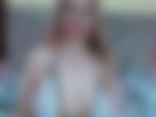 Live cam show with Esmeralda - Wife on Sweet Sext
