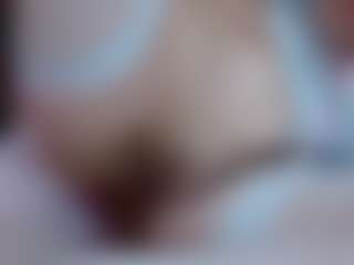 Esmeralda's Live Sex Cam Show
