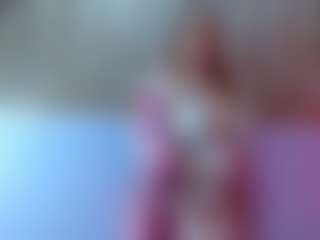 Live cam show with Esmeralda - MILF on hotwifechat.live