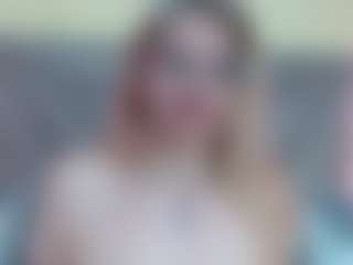 Esmeralda's Live Sex Cam Show