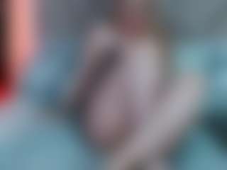 Live cam show with Esmeralda - Natural on EXY