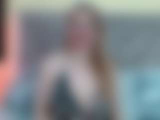 Live cam show with Esmeralda - MILF on milfzrlive.com