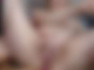 Esmeralda's Live Sex Cam Show