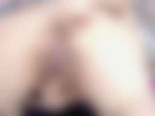 Esmeralda's Live Sex Cam Show