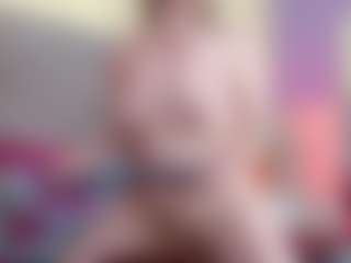 Esmeralda's Live Sex Cam Show