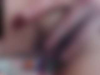 Esmeralda's Live Sex Cam Show