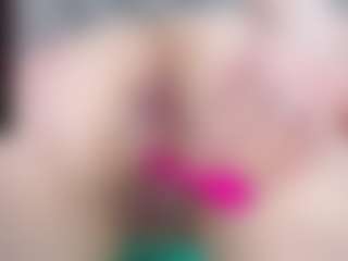 Esmeralda's Live Sex Cam Show