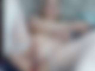 Esmeralda's Live Sex Cam Show